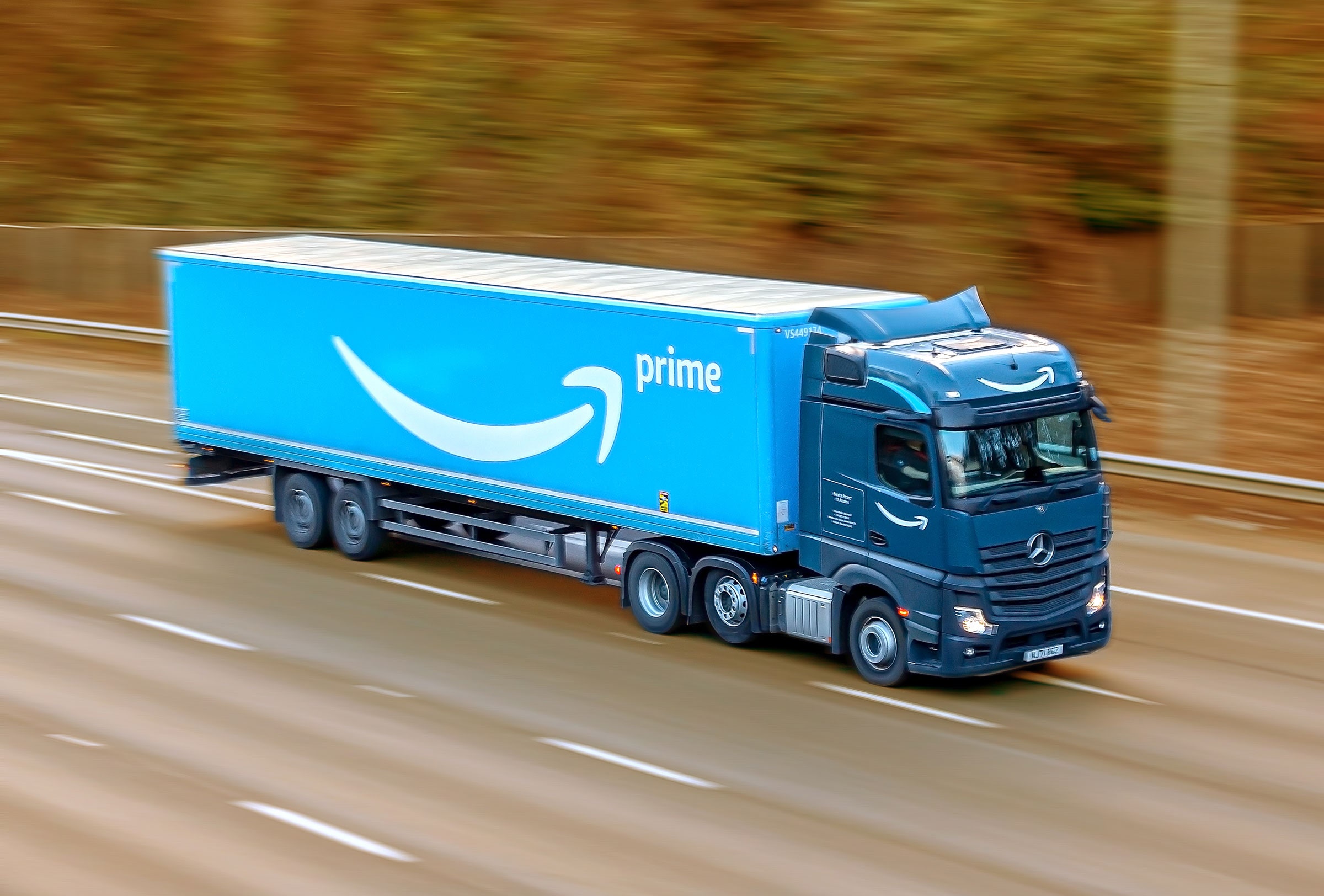 Amazon’s Shipping and Delivery Emissions Just Keep Going Up